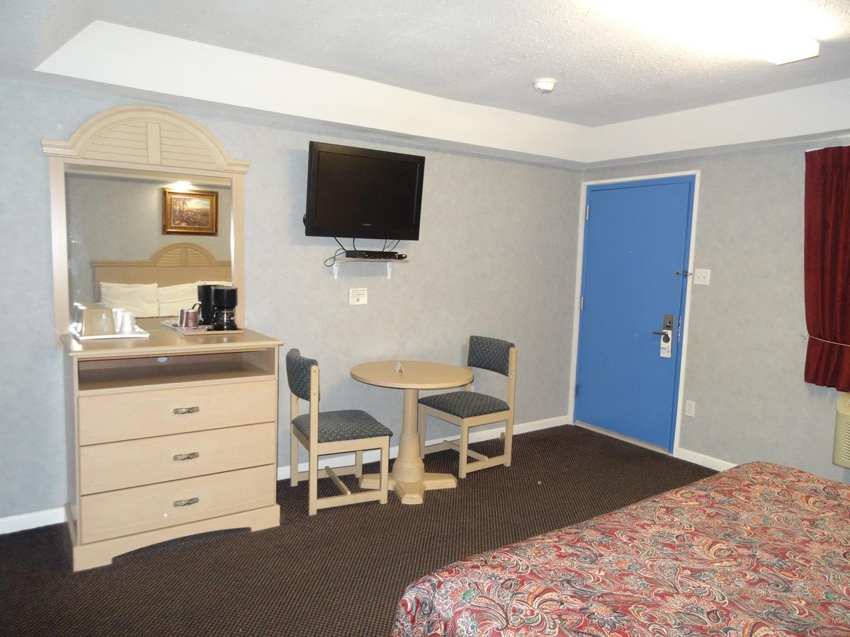 Motel Village & - 2*
